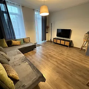 https://charmante-maison-de-ville-renove-a-10-min-de-liege.brusselshotelsbook.com